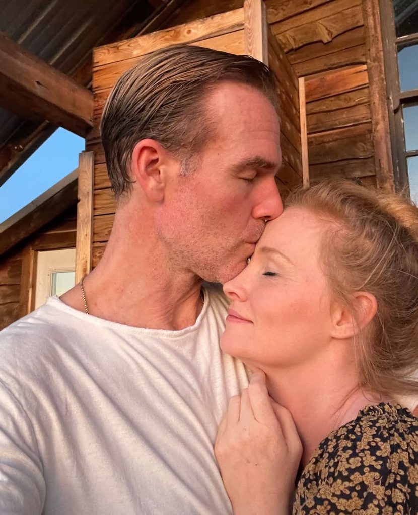 James and Kimberly Van Der Beek 